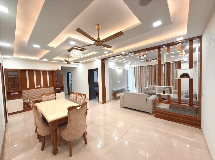 4 BHK FULLY FURNISHED FLAT WITH SERVANT ROOM FOR FAMILY ONLY